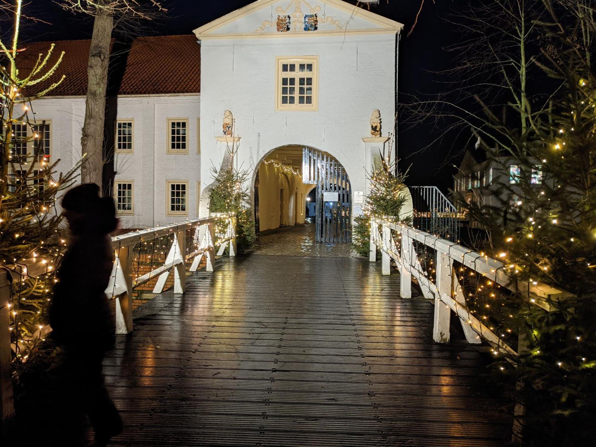 Drei-Insel-Blick Neßmersiel Bagian luar foto